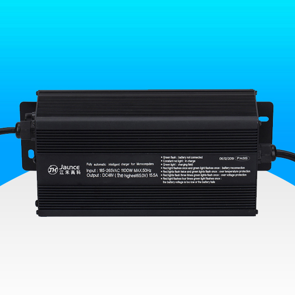 電摩充電器 500W