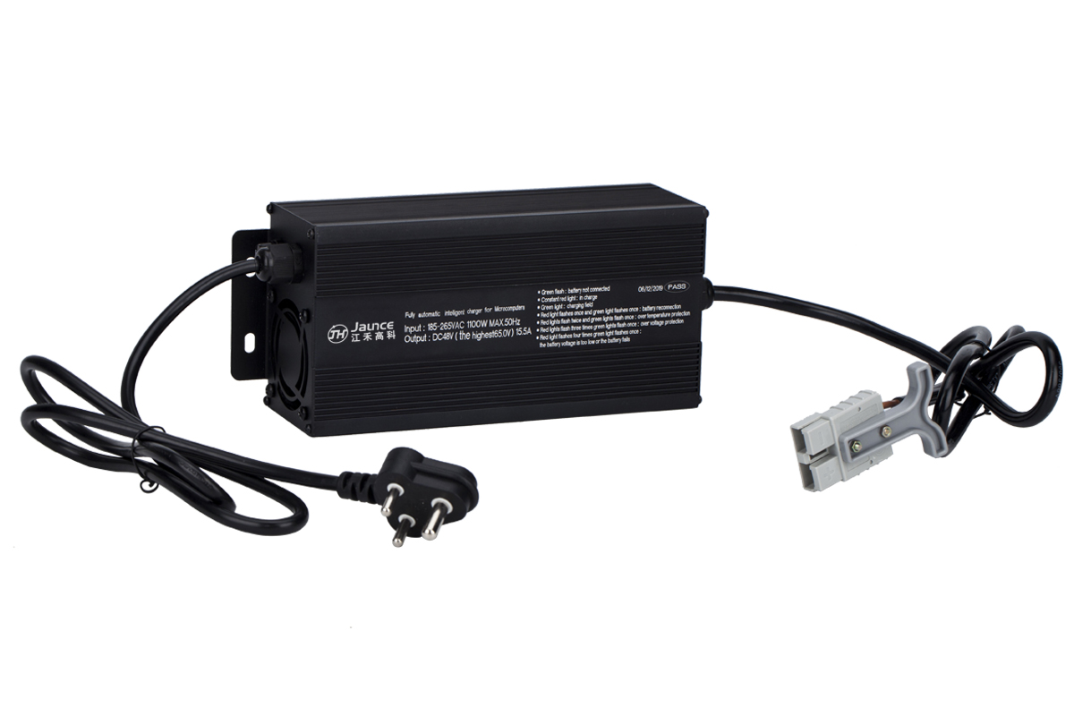 電摩充電器 1100W